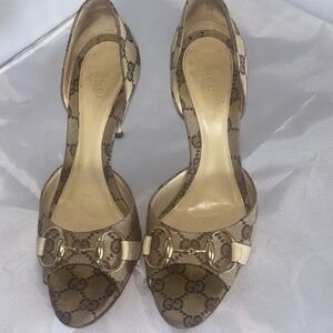 GUCCI pumps  Sz 7